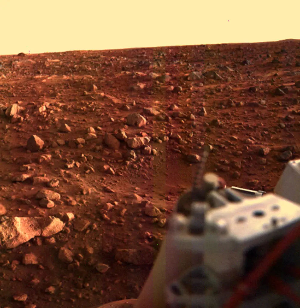 Image of Mars sunset from Martian lander.